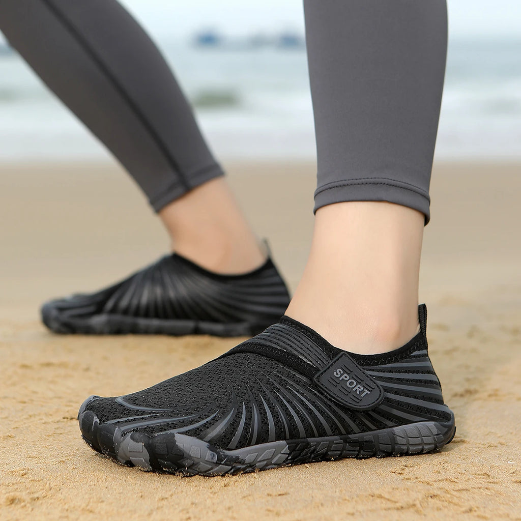 Chaussures d'eau pour hommes et femmes, pieds nus, chaussettes aquatiques à séchage rapide, chaussures de Sport athlétiques en plein air pour kayak, bateau, randonnée, surf, marche