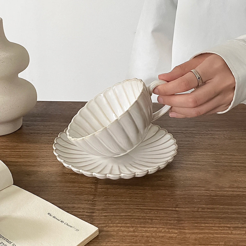 1 ensemble de tasses et soucoupes en céramique de style japonais, tasses et soucoupes à thé de style japonais, tasses et soucoupes à café, tasses à boire pour le petit-déjeuner, les goûters, le thé de l'après-midi,