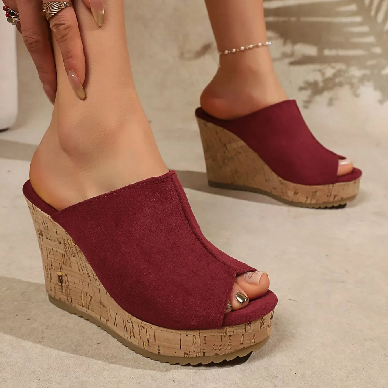 Sandales d'été antidérapantes et résistantes à l'usure pour femmes, chaussures compensées rétro à plateforme, sandales à talons hauts ouvertes, pantoufles
