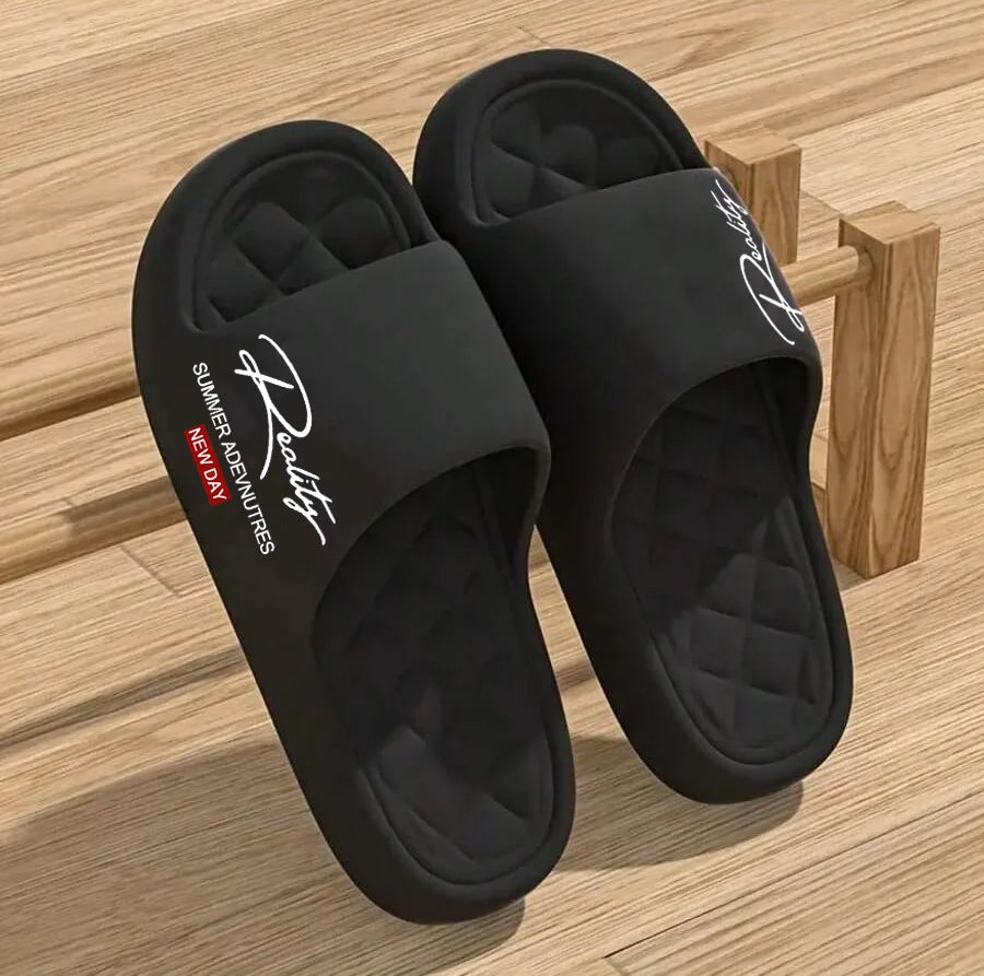 Chaussures d'été EVA au design innovant pour hommes, pantoufles de maison douces et légères, adaptées aux activités de loisirs intérieures et extérieures