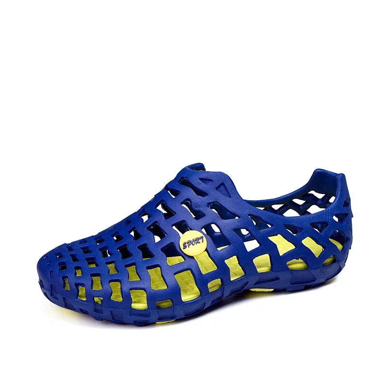 Chaussures d'eau d'été pour hommes, sandales de plage respirantes, chaussures d'eau en amont, pantoufles creuses à séchage rapide pour femmes