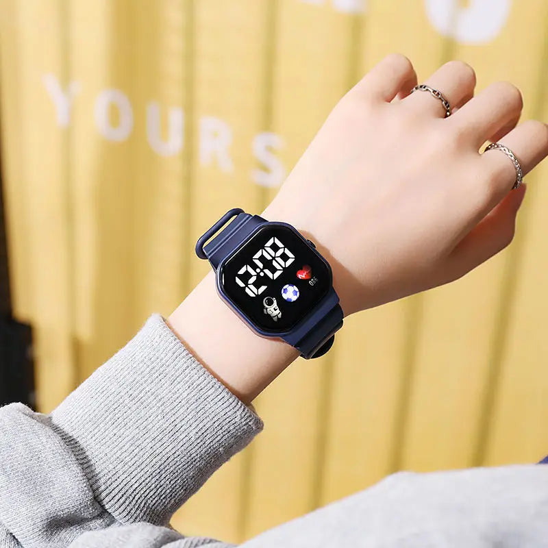 Nouvelle montre numérique LED pour enfants, garçons et filles, montres de sport de football, montre numérique en silicone, montre-bracelet électronique décontractée pour enfants