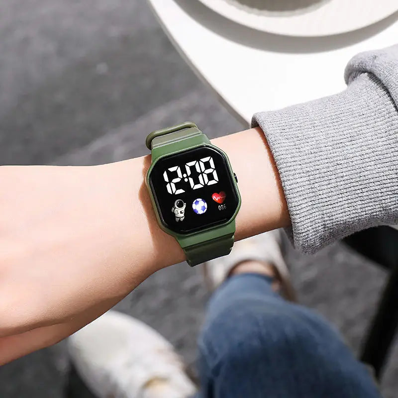 Nouvelle montre numérique LED pour enfants, garçons et filles, montres de sport de football, montre numérique en silicone, montre-bracelet électronique décontractée pour enfants