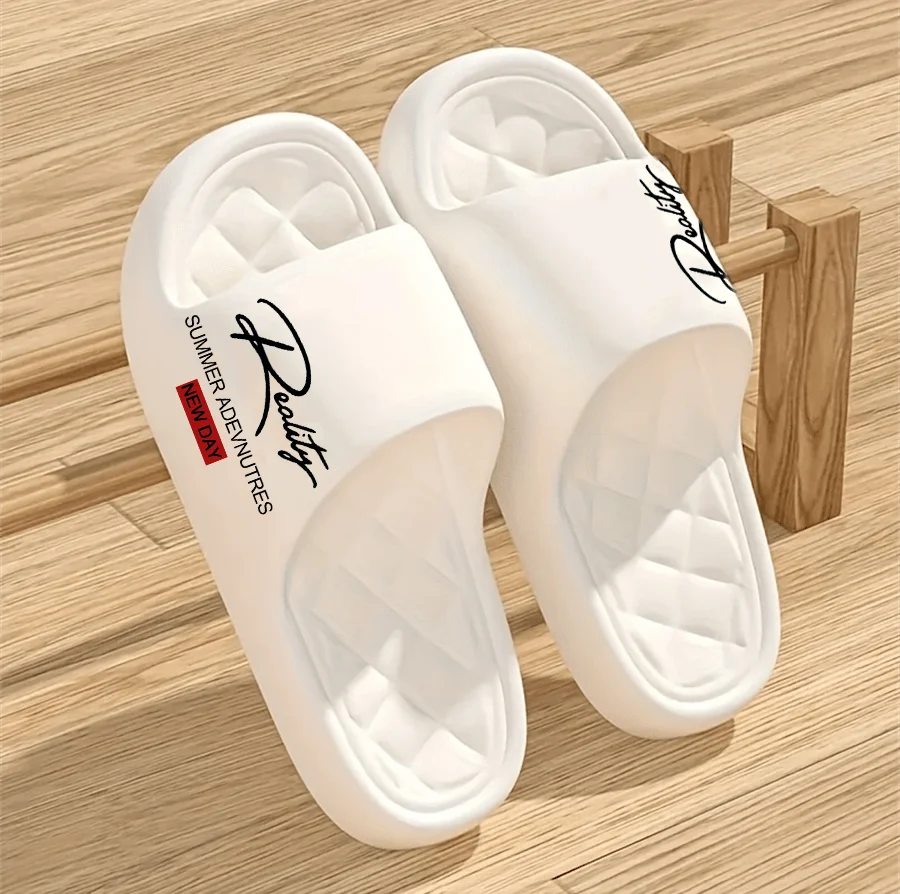 Chaussures d'été EVA au design innovant pour hommes, pantoufles de maison douces et légères, adaptées aux activités de loisirs intérieures et extérieures