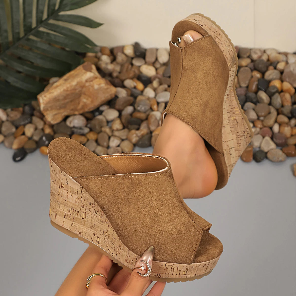 Sandales d'été antidérapantes et résistantes à l'usure pour femmes, chaussures compensées rétro à plateforme, sandales à talons hauts ouvertes, pantoufles