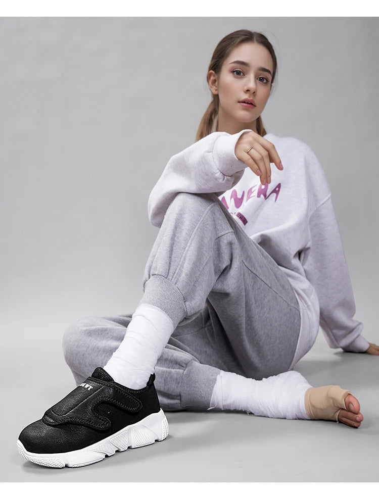 Chaussures pour personnes âgées diabétiques avec fermeture à crochet et boucle pour pieds larges, baskets orthopédiques légères pour œdèmes avec soutien de la voûte plantaire haute